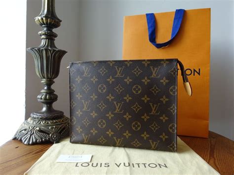 LOUIS VUITTON Old TOILETRY 26 vs New POCHE TOILETTE 